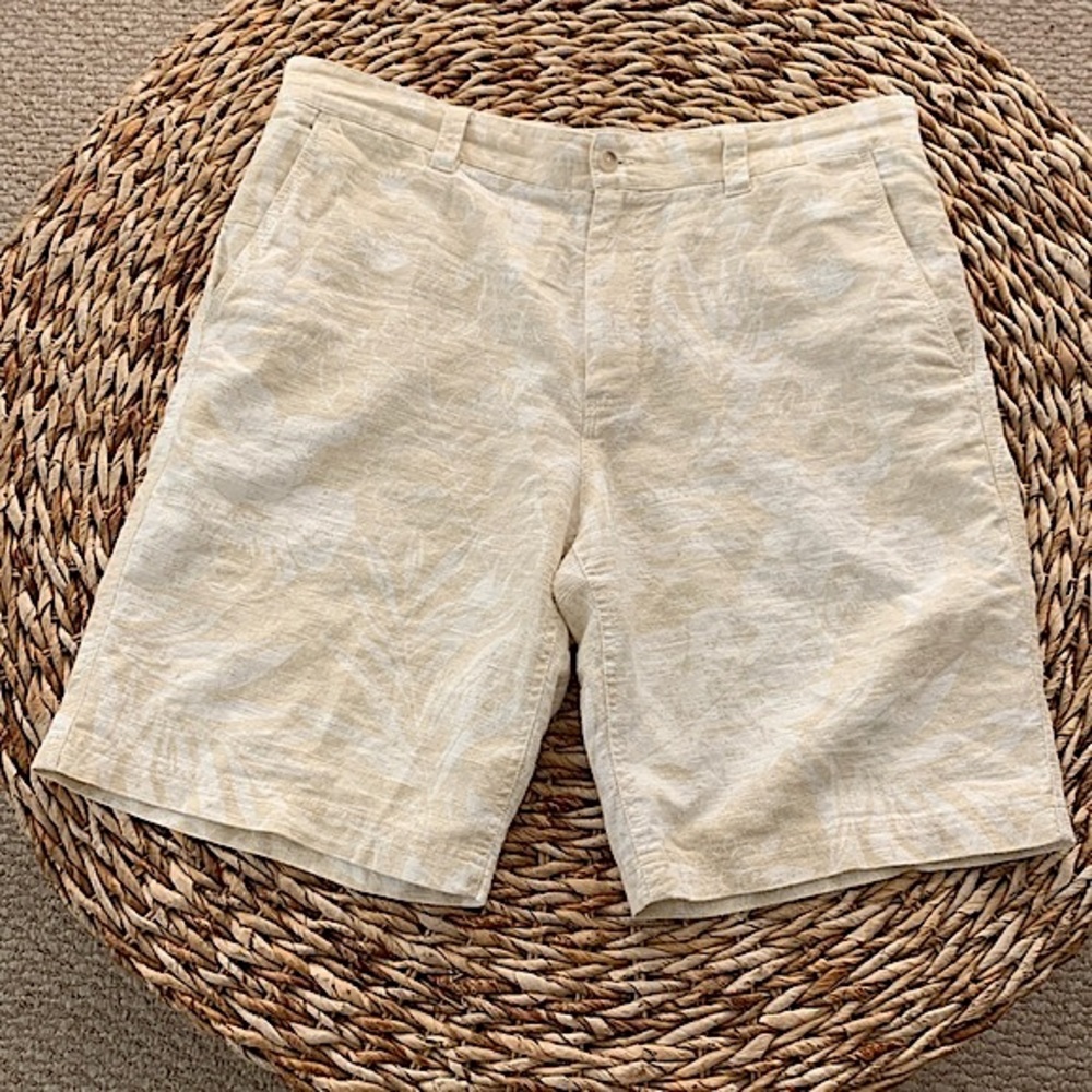 Tori Richard Linen Cotton Tropical Short